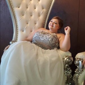 Dress Barn Dresses - PROM dress Dress Barn Dresses - PROM dress